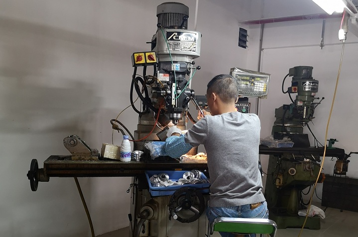 噴涂設(shè)備廠(chǎng)家